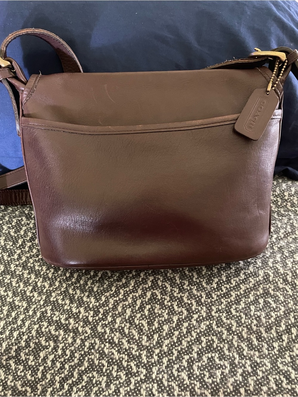 Vintage Coach Leather Crossbody - Picture 4 of 12